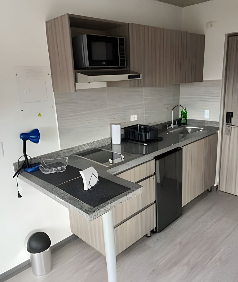 Estudio con Gran Vista y Balcon